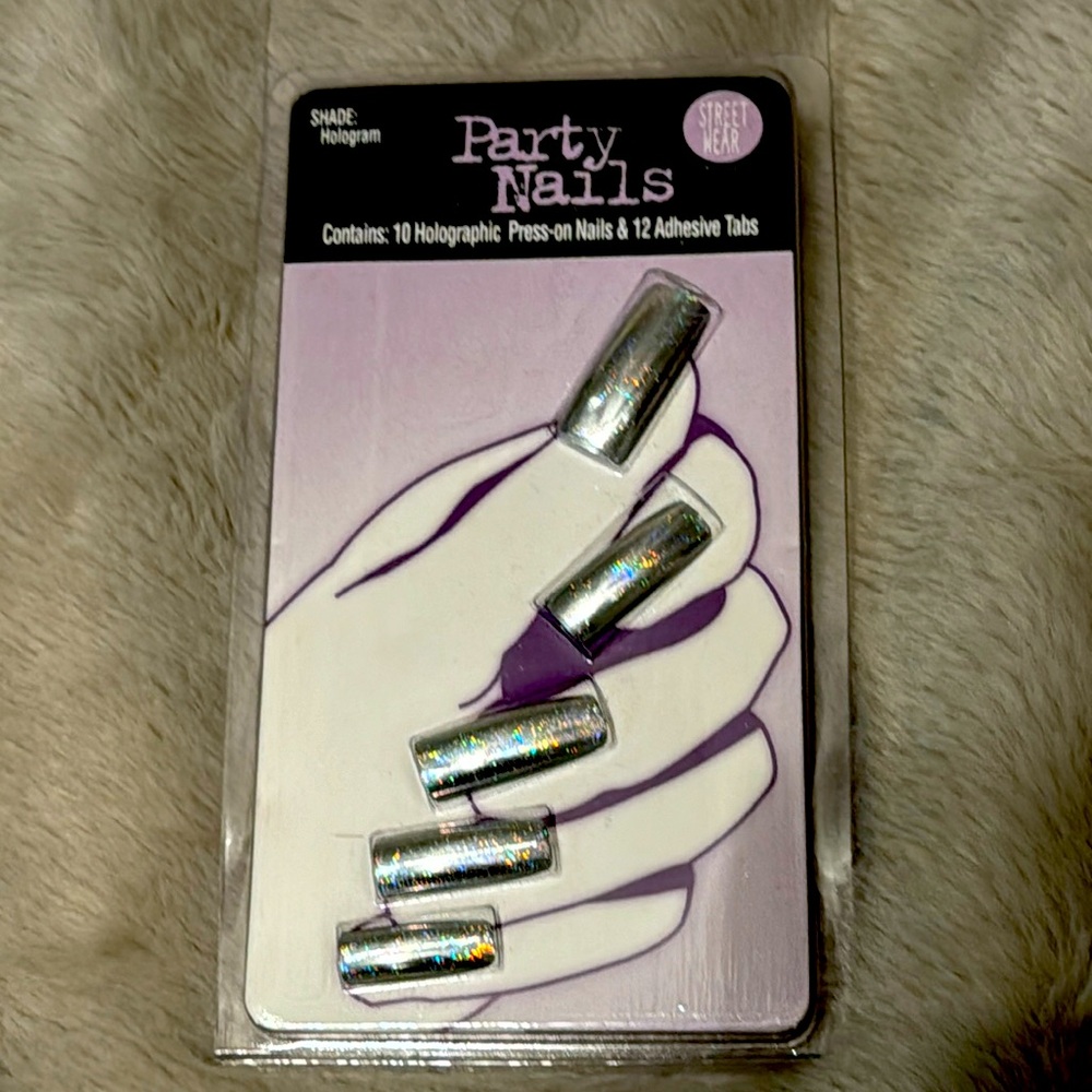 Press on nails, From The now discontinued y2k era Street Wear factory sealed